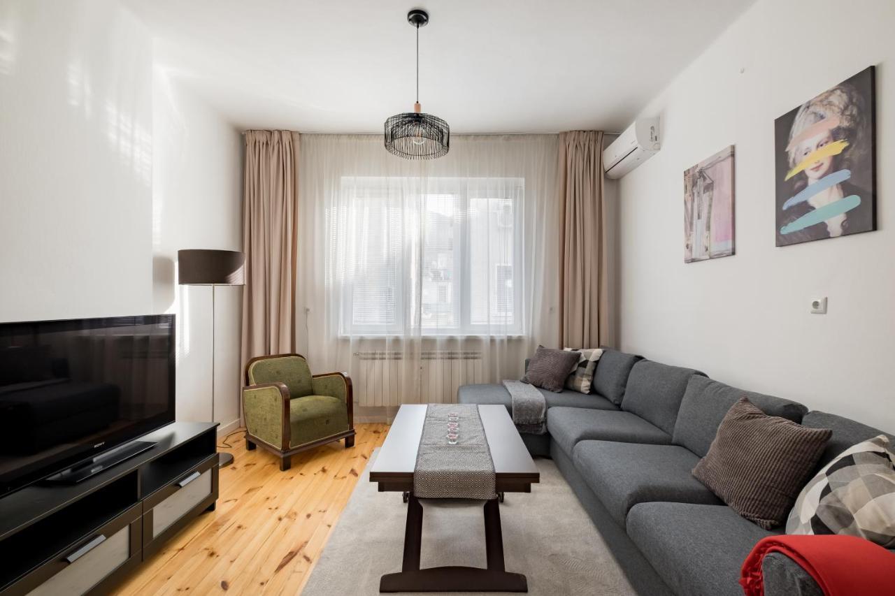 Spacious 3 Bedroom Home In Sofia'S Top Center Exterior photo