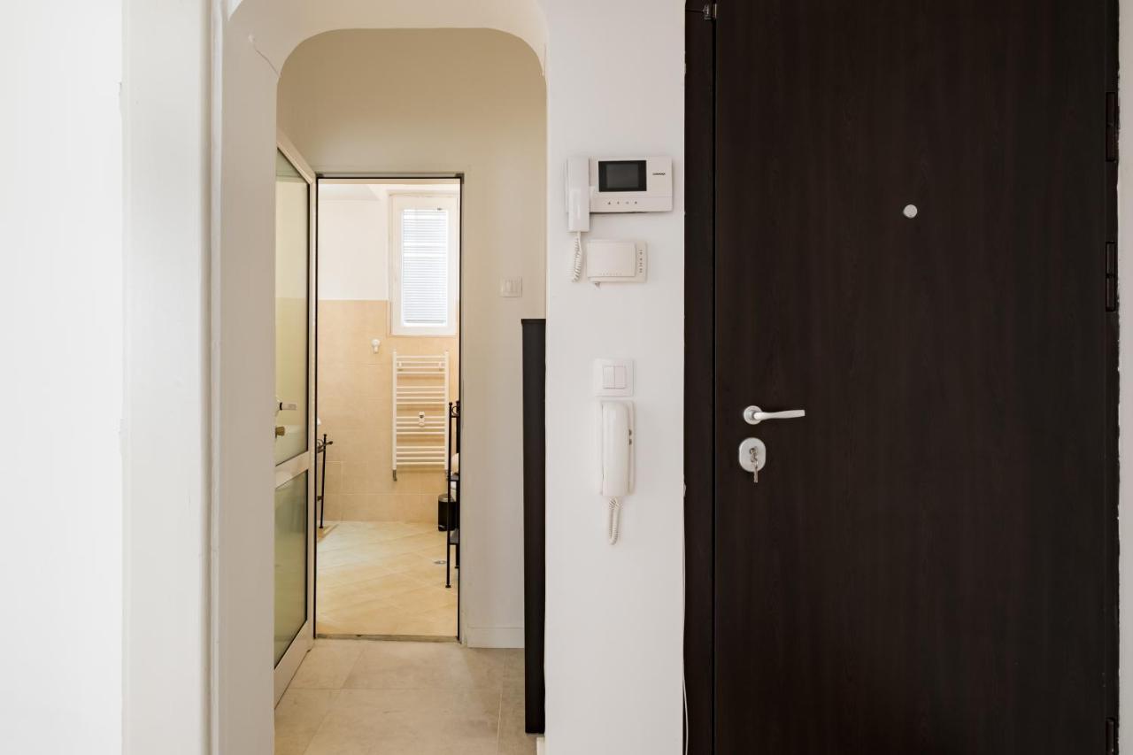 Spacious 3 Bedroom Home In Sofia'S Top Center Exterior photo